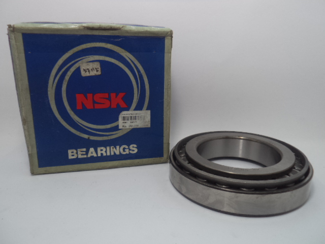 NSK BEARING HR30215J