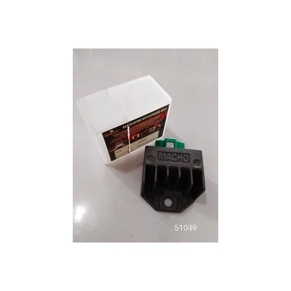 MACHO REGULATOR SMASH